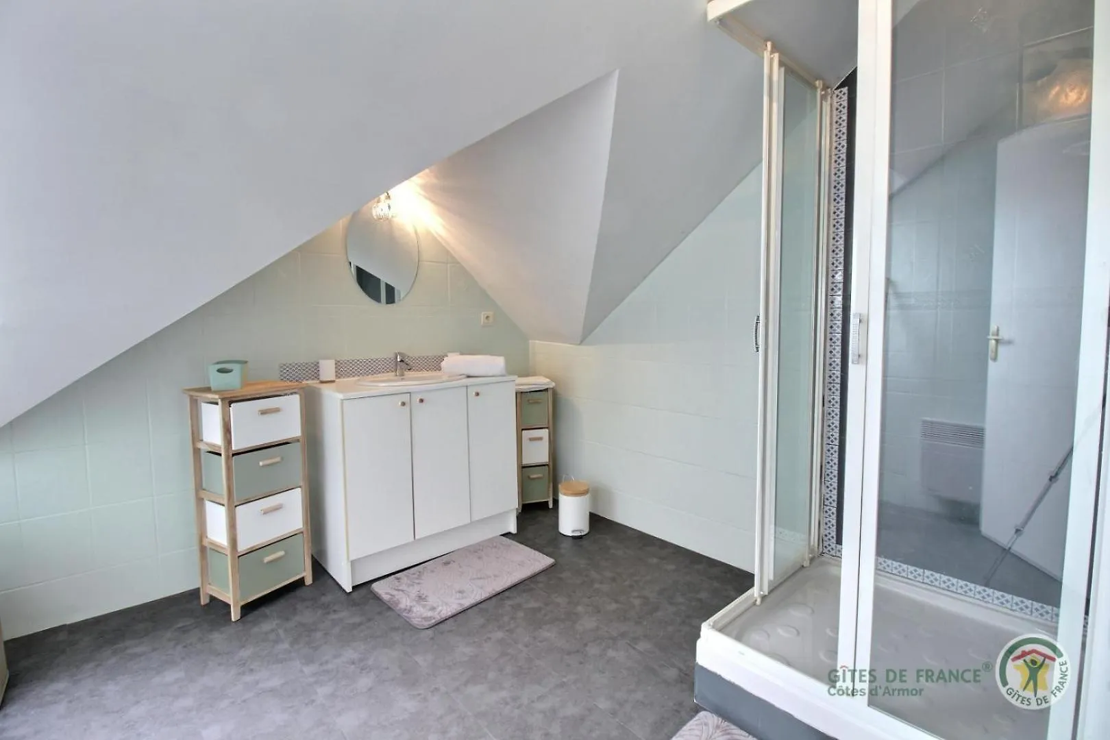 Le Petit Be Vila Pluduno França