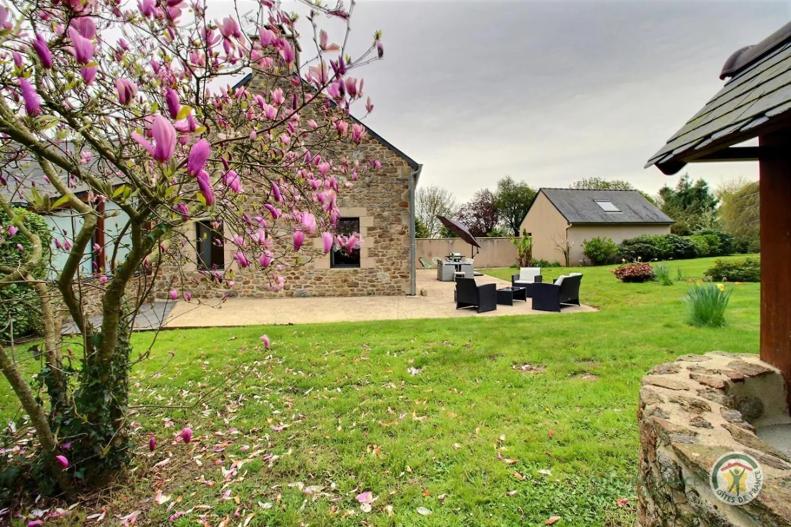 Le Petit Be Vila Pluduno França